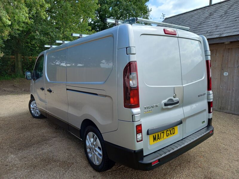 RENAULT TRAFIC