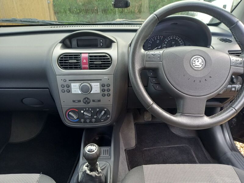 VAUXHALL CORSA