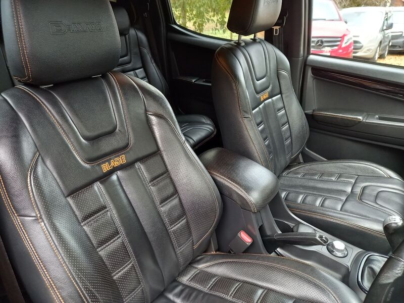 ISUZU D-MAX