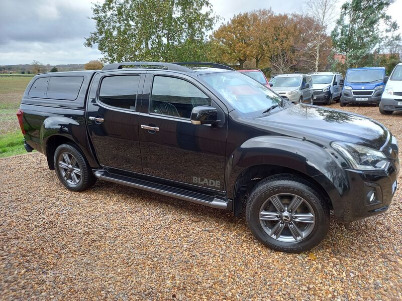 ISUZU D-MAX