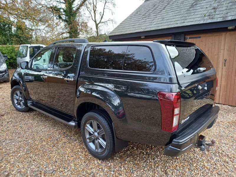 ISUZU D-MAX