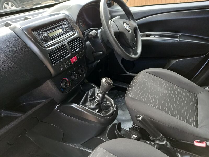 VAUXHALL COMBO