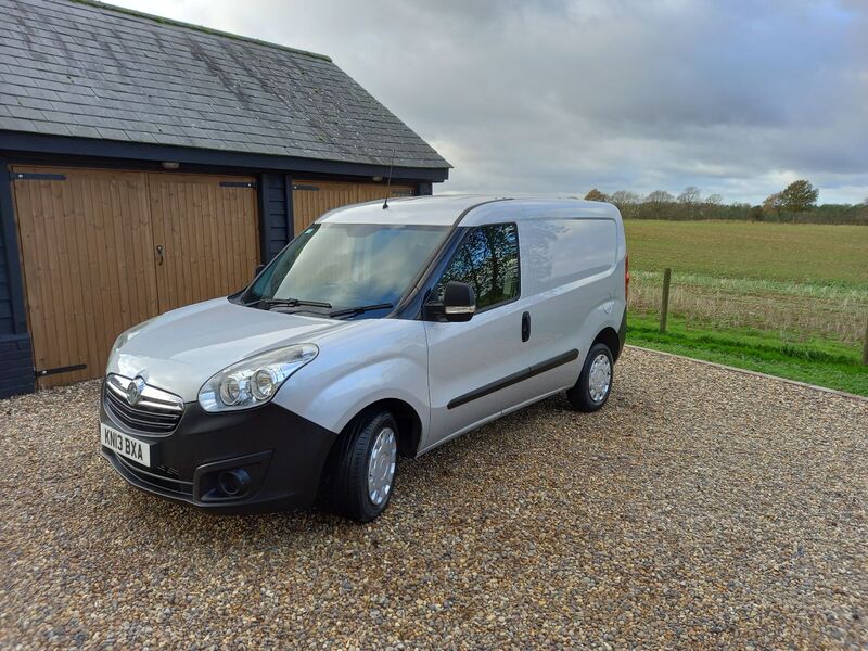 VAUXHALL COMBO