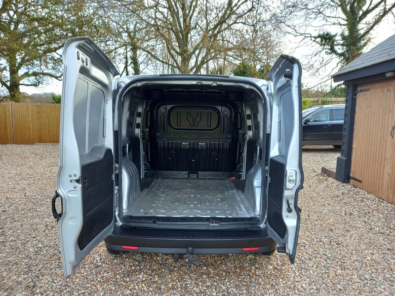 VAUXHALL COMBO