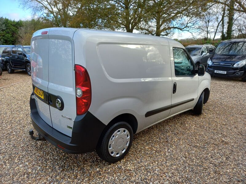 VAUXHALL COMBO