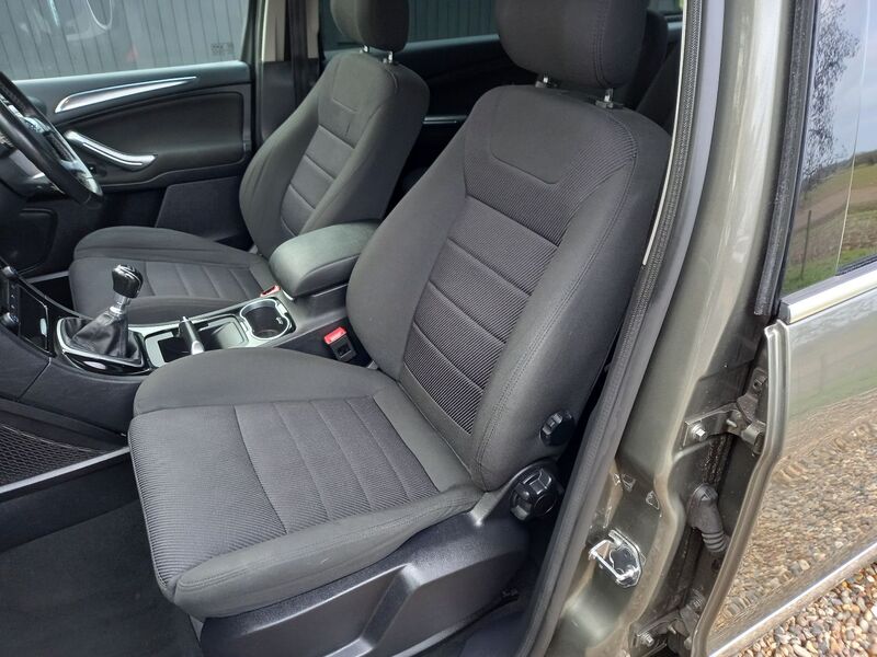FORD GALAXY