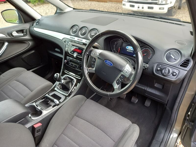 FORD GALAXY