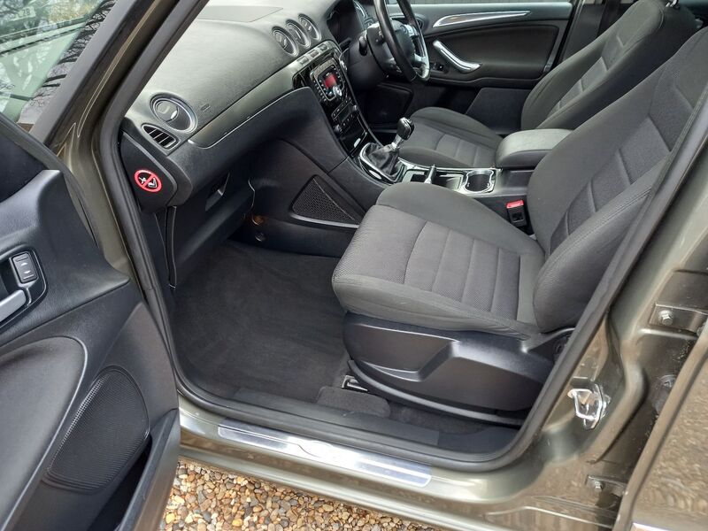 FORD GALAXY