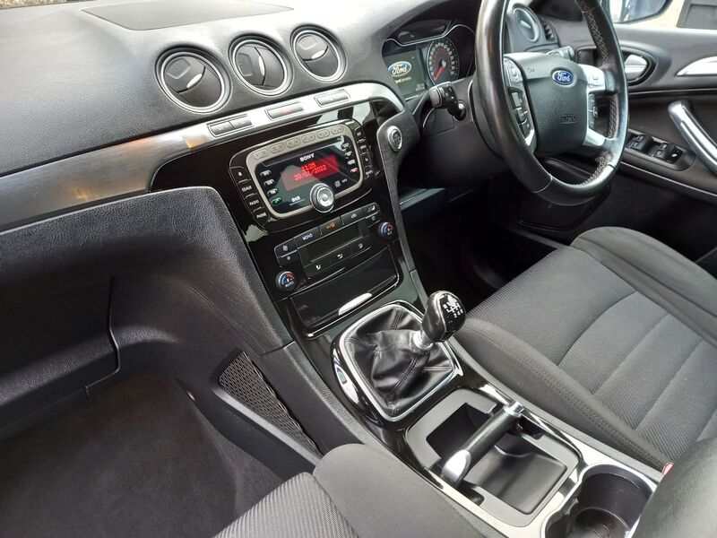 FORD GALAXY