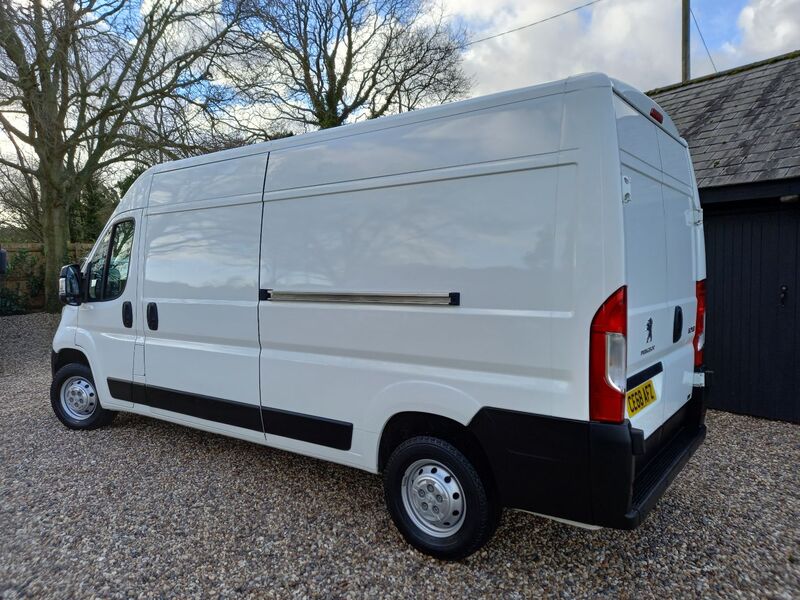 PEUGEOT BOXER