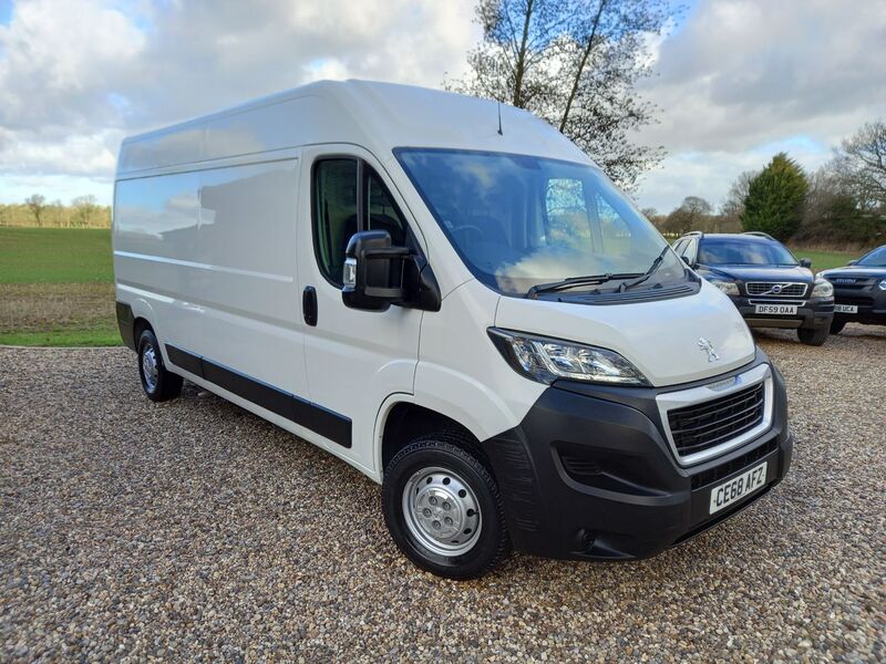 View PEUGEOT BOXER BLUE HDI 335 L3H2 PROFESSIONAL PV
