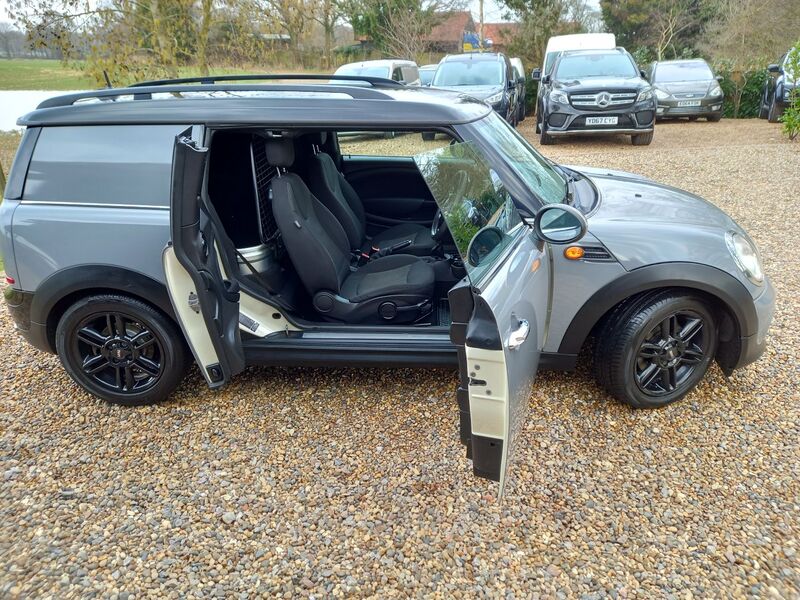 MINI CLUBVAN
