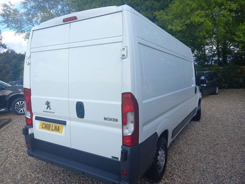PEUGEOT BOXER