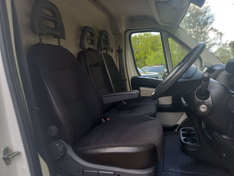 PEUGEOT BOXER