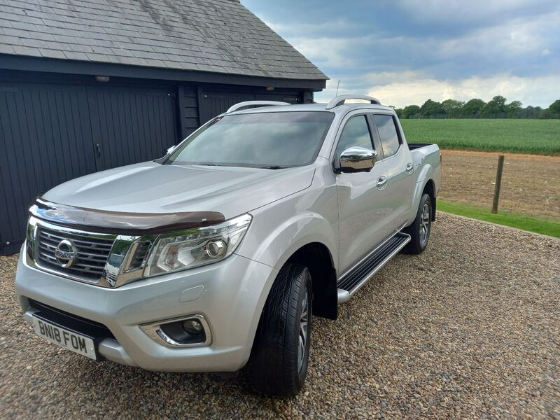 NISSAN NAVARA