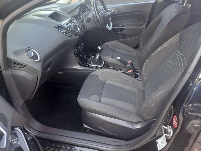 FORD FIESTA