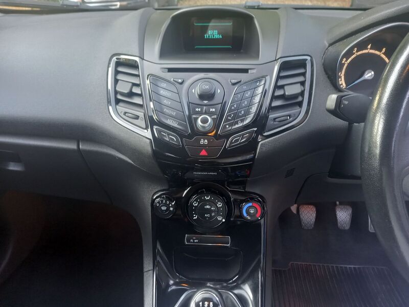 FORD FIESTA