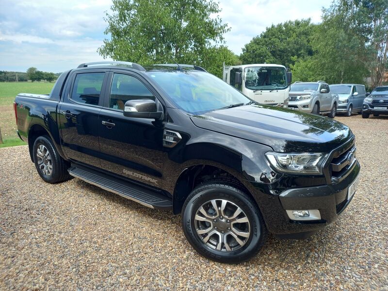 View FORD RANGER WILDTRAK 4X4 DCB TDCI