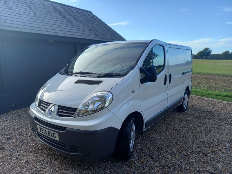 RENAULT TRAFIC