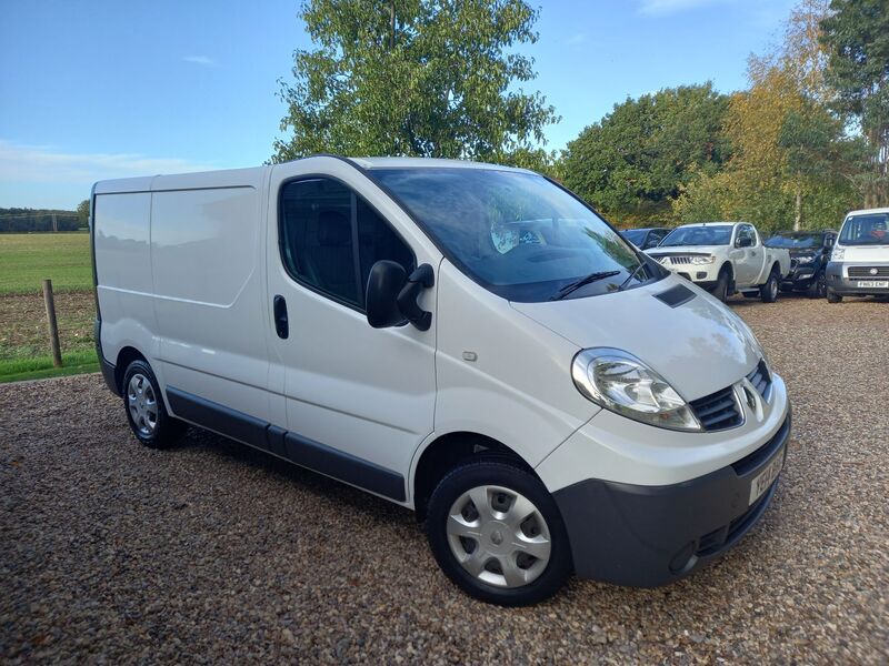 View RENAULT TRAFIC SL27 DCI SR PV