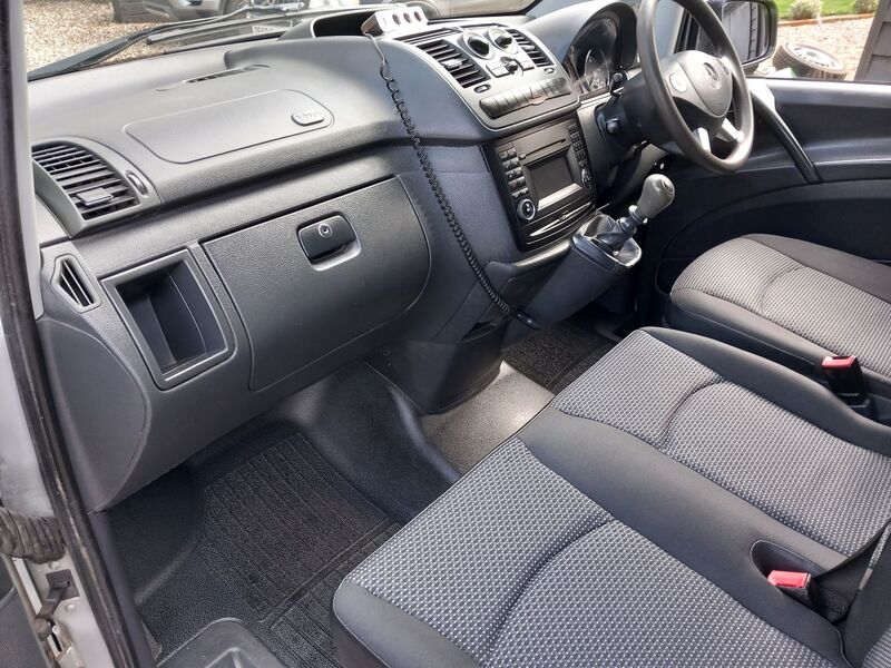 MERCEDES-BENZ VITO