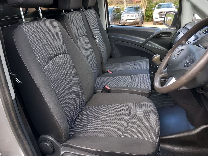 MERCEDES-BENZ VITO