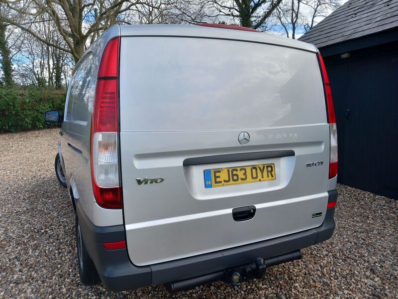 MERCEDES-BENZ VITO