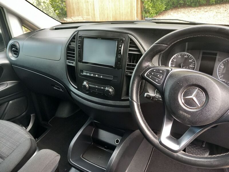 MERCEDES-BENZ VITO