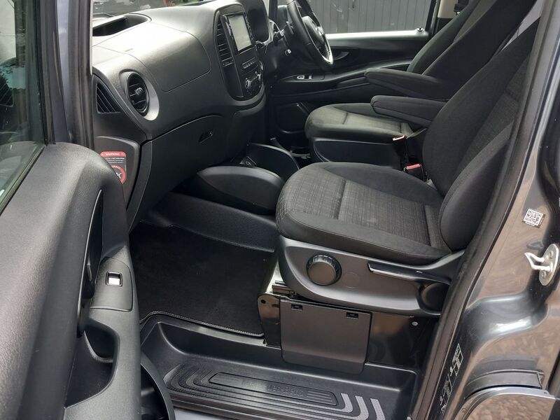 MERCEDES-BENZ VITO