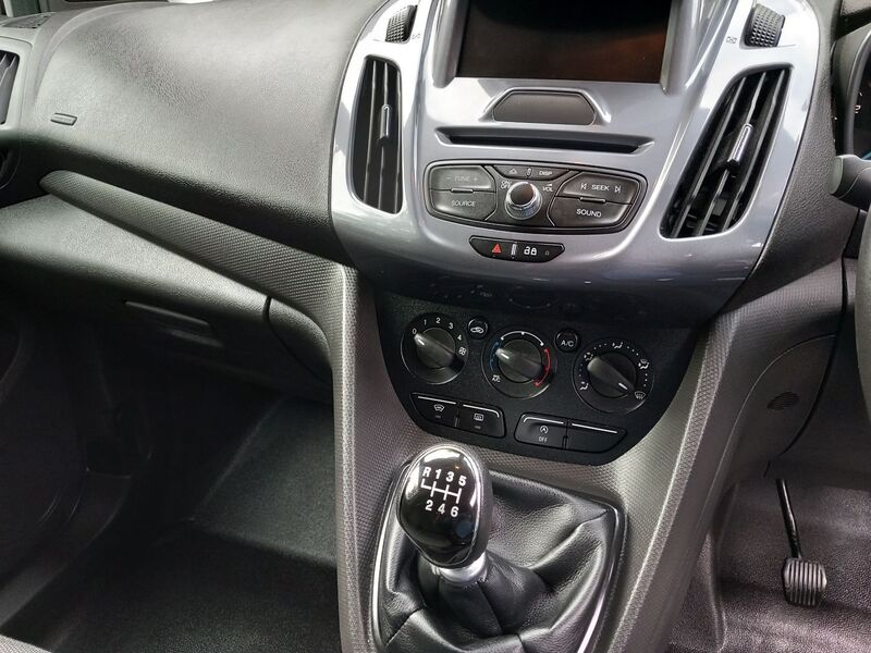FORD TRANSIT CONNECT