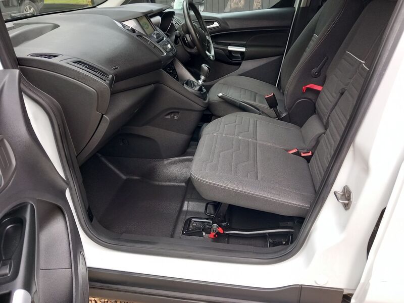 FORD TRANSIT CONNECT