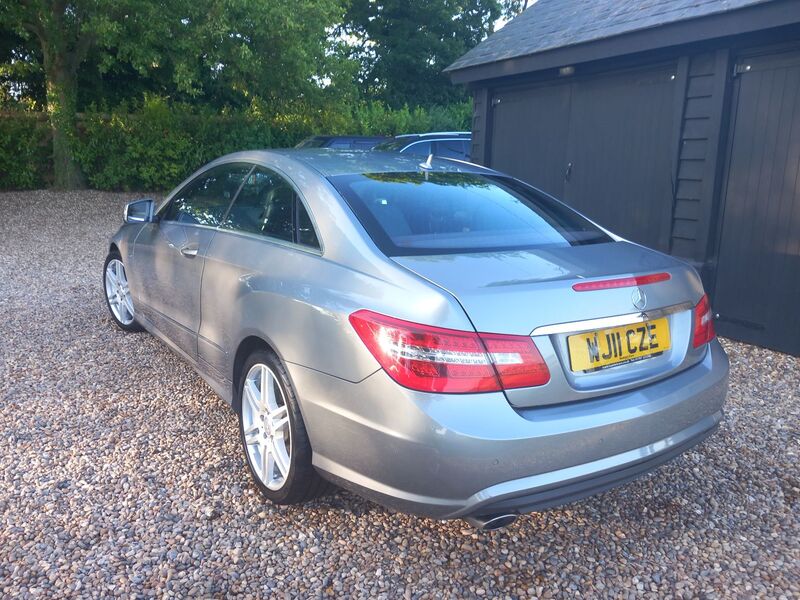 MERCEDES-BENZ E CLASS
